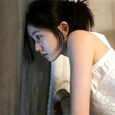 留守的天空 海报